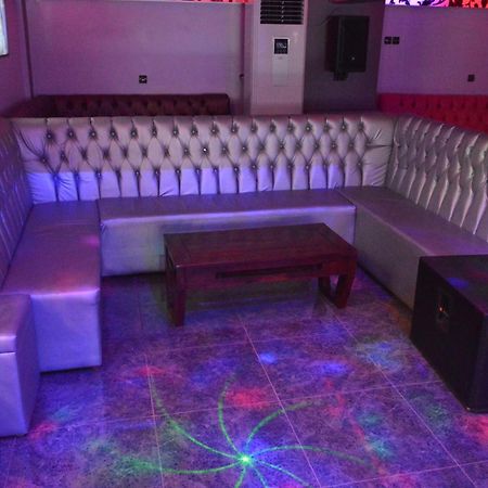 Nikita Hotel Yaoundé Eksteriør bilde