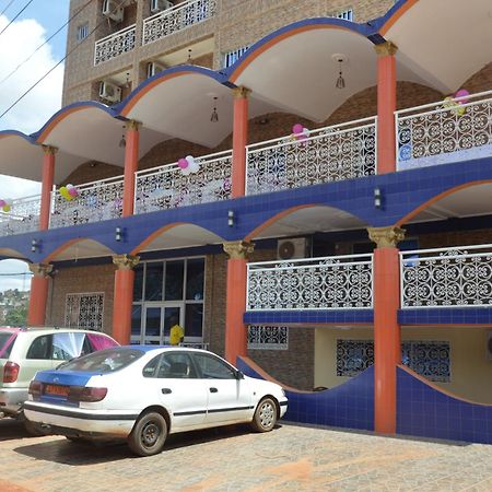 Nikita Hotel Yaoundé Eksteriør bilde
