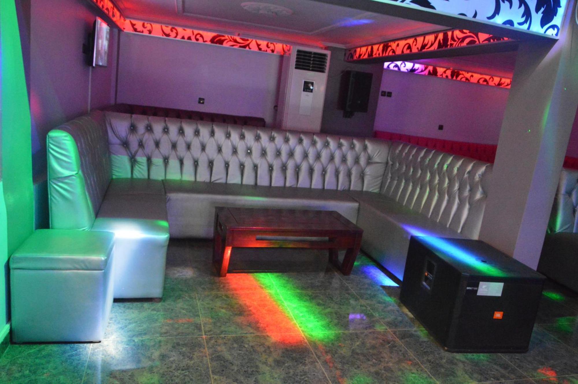 Nikita Hotel Yaoundé Eksteriør bilde
