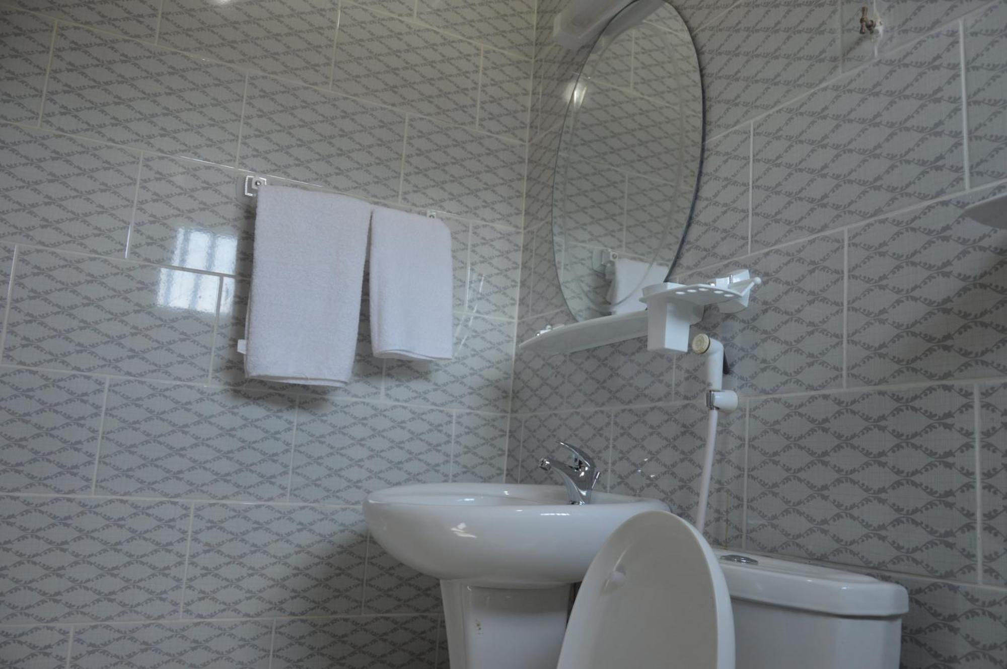 Nikita Hotel Yaoundé Eksteriør bilde