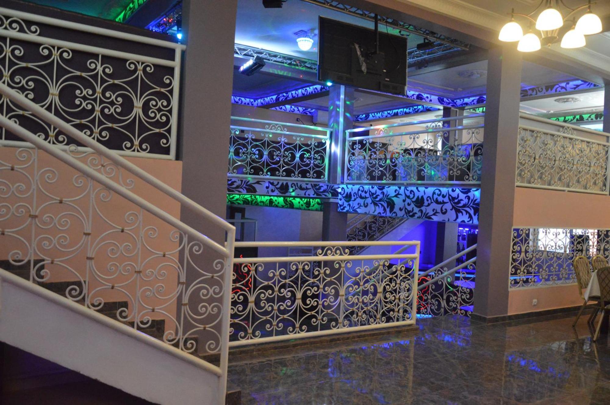 Nikita Hotel Yaoundé Eksteriør bilde